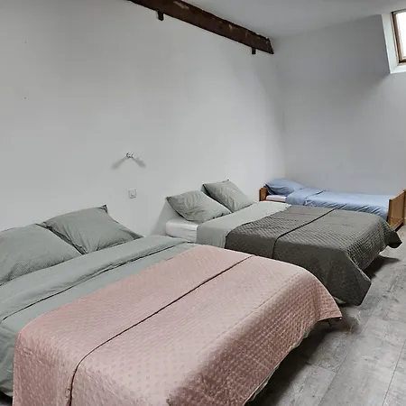 D'hotes Provins Bed & Breakfast *