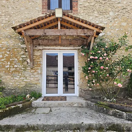 D'hotes Provins Bed & Breakfast Poigny